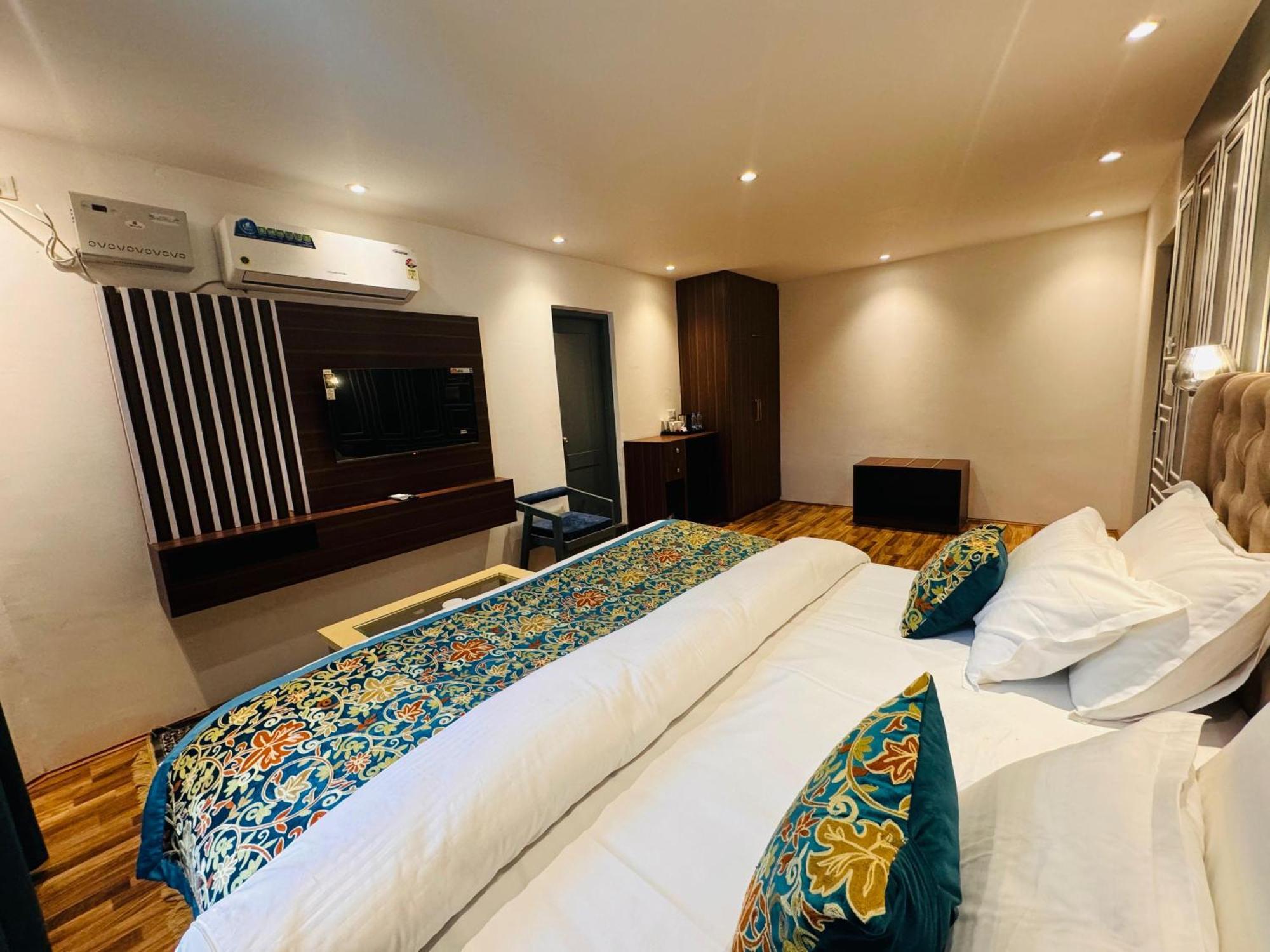 De Elaaf The Luxury Stay Srinagar  Exterior photo